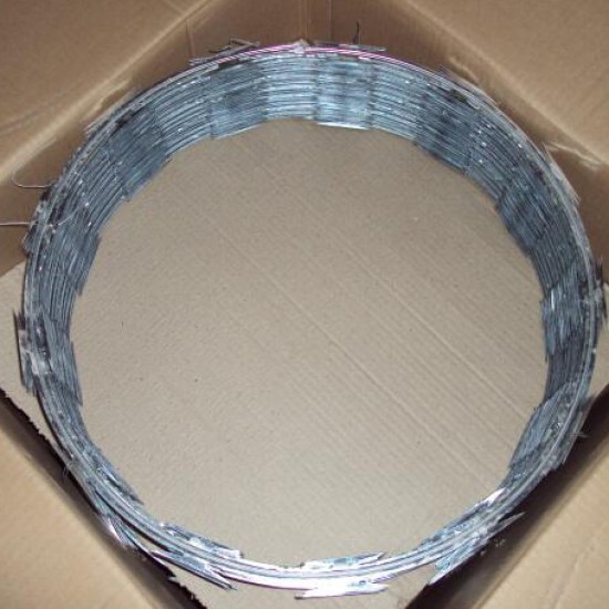 Real Factory Low Price Stainless Steel SS 304 Razor Wire / Galvanized Concertina Wire / BTO-22 CBT-65 Razor Barbed Wire